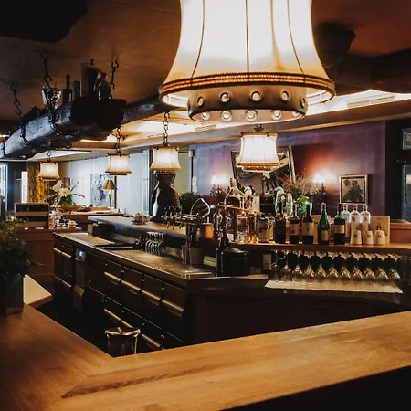 Burghotel Pass Hotel