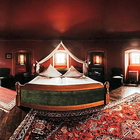 Отель Burghotel Pass