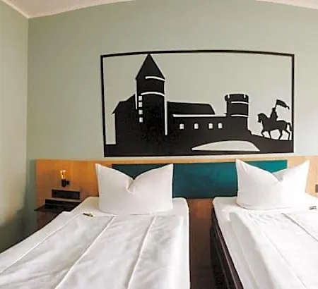 Hotel Burghotel Pass 3*